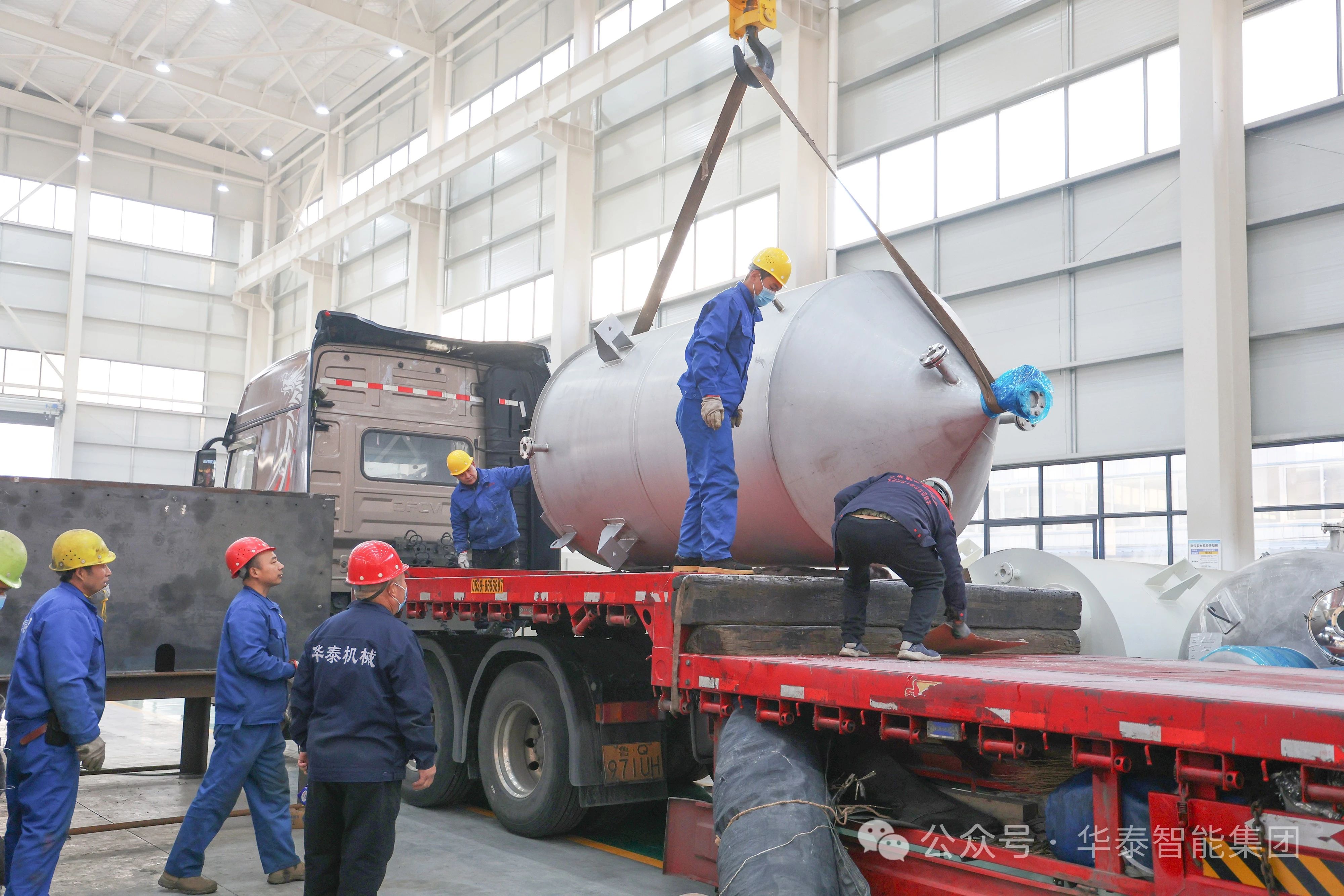 开云体育官方网站10TPD一级大豆油精炼设备启运山东，助力高品质食用油市场