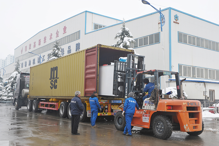 开云体育设计制造的50T/D大豆、花生、小黑籽预处理榨油，20T/D浸出，20T/D精炼项目发往埃塞俄比亚