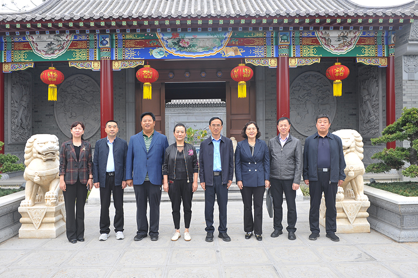 漯河市人大常委会考察组领导莅临开云体育官方网站调研